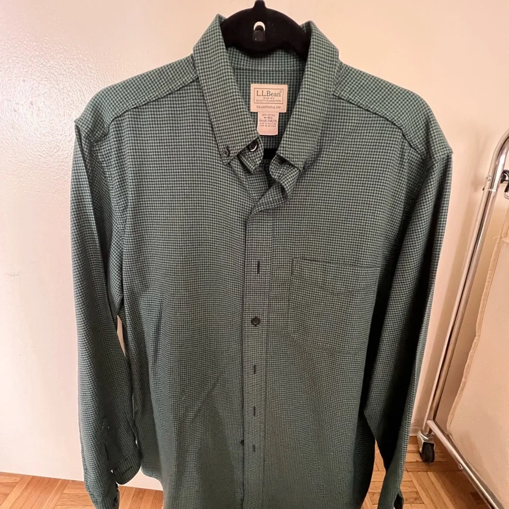 LL bean flannel - Picture 2 of 2